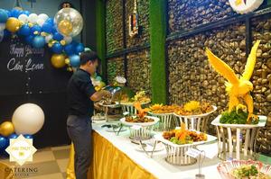 Không gian bàn tiệc buffet