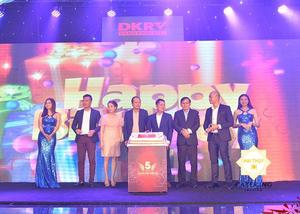 Lên chương trình tổ chức tiệc gặp mặt đầu năm cho các doanh nghiệp