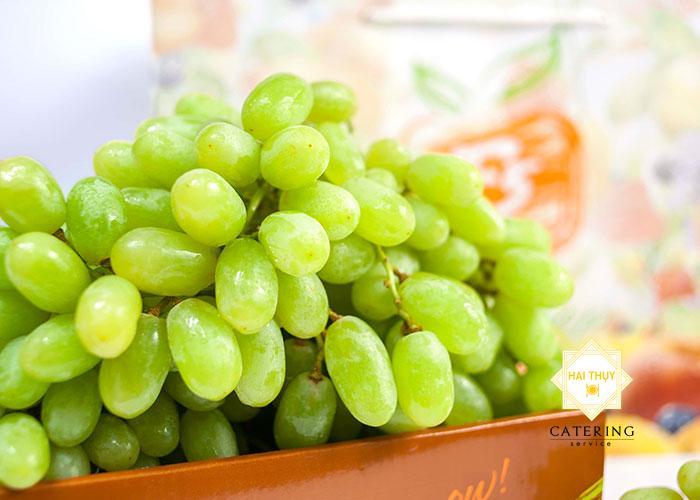 Nho Úc tươi xanh, ngọt thanh mát