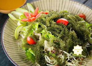 Salad rong nho ngăn ngừa lão hóa