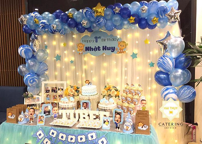 Không gian của buổi tiệc – thánh địa mang đến những thước hình kỉ niệm đẹp và lung linh nhất.