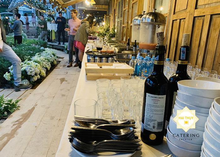 Không gian buổi tiệc ẵm trọn sự hoàn hảo và ấn tượng