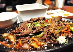 Bulgogi (Bò ướp vị nướng)