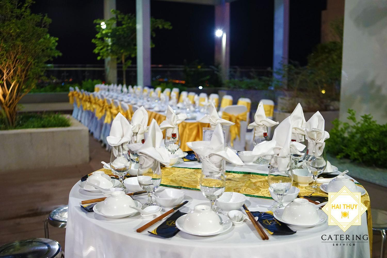 Lý do nên chọn tiệc lưu động chuyên nghiệp Hai Thụy Catering