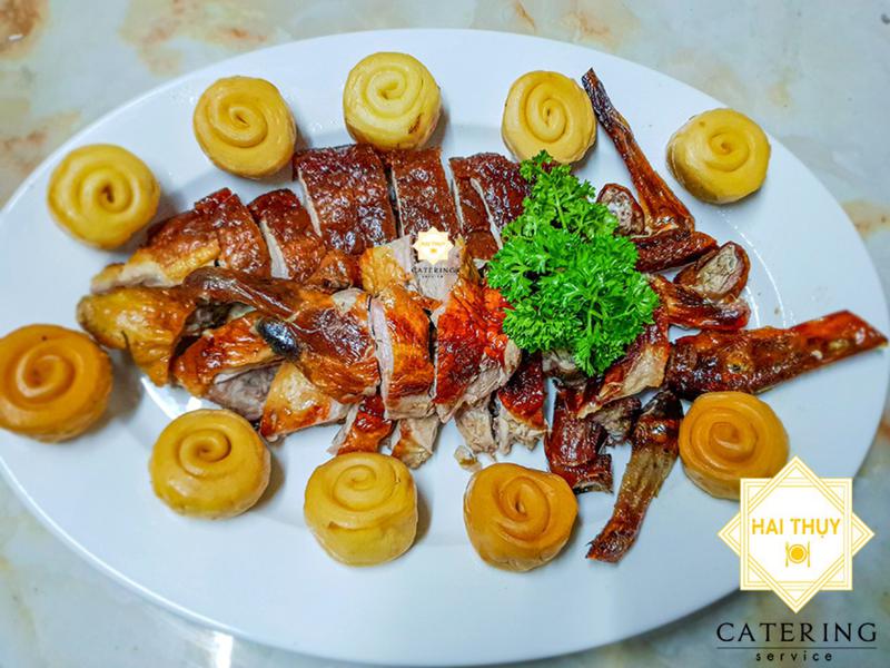 Vì sao bạn nên lựa chọn dịch vụ tiệc cưới trọn gói ở Haithuy Catering