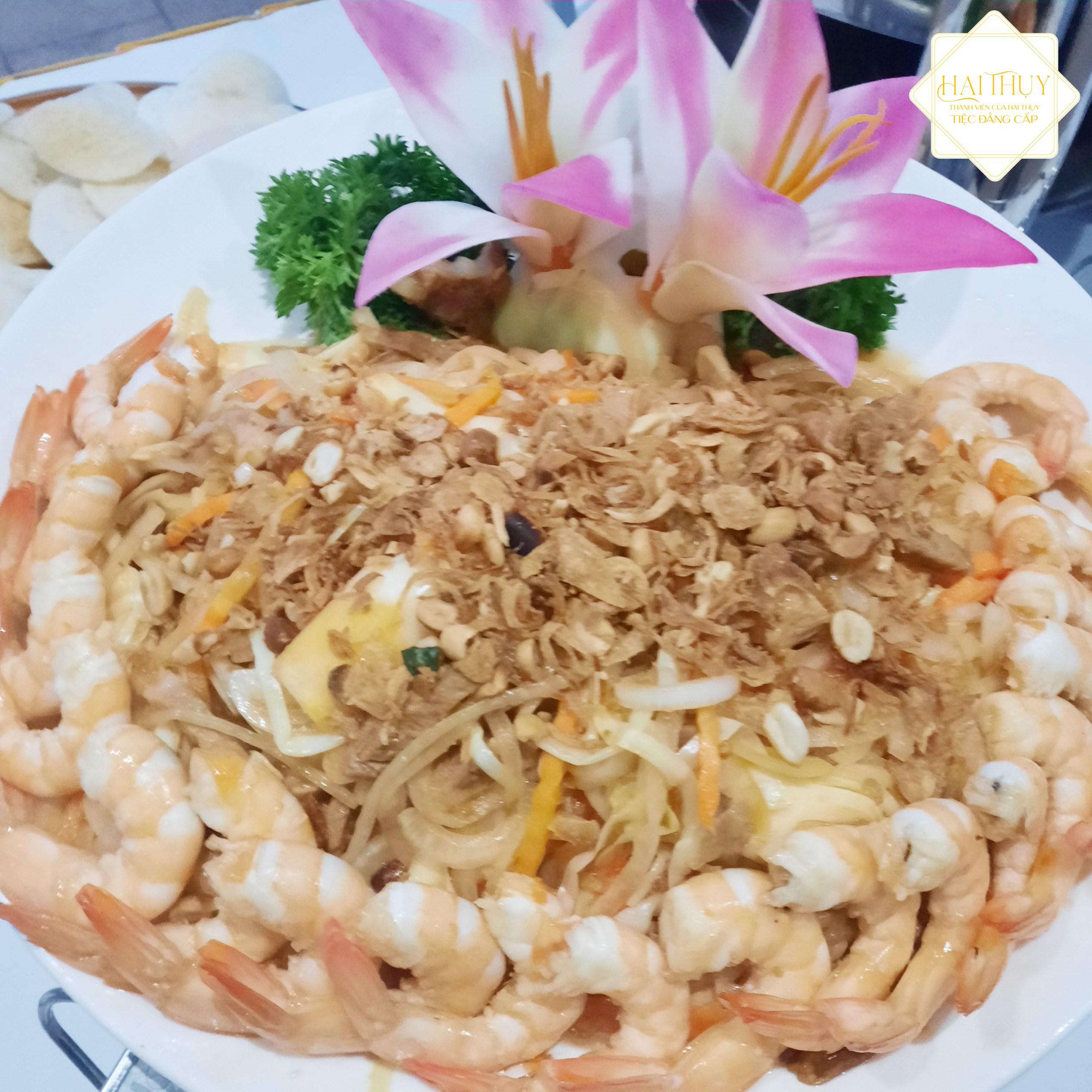 Giây phút thưởng tiệc thoải mái nhưng cũng vô cùng sang trọng 