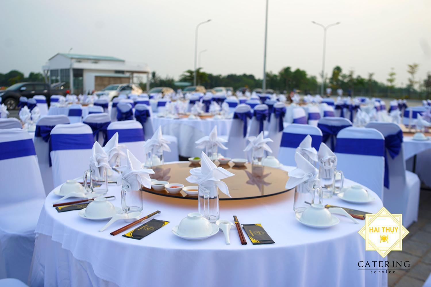 Dịch Vụ Tiệc Lưu Động - Phục Vụ Mọi Nơi