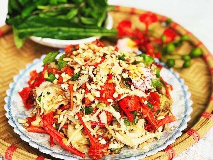 GỎI GÀ HOA PHƯỢNG: MÀ LẠI THÀNH MÓN ĂN GÂY SỐT MẠNG XÃ HỘI