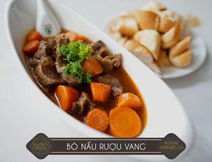 Bò nấu rượu vang