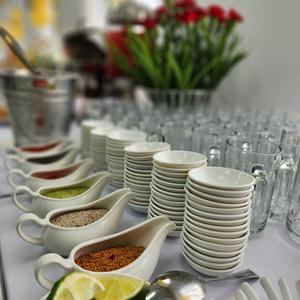 HaiThụyCatering - Khám Phá Thế Giới Buffet Lưu Đông Độc Đáo và Lung Linh